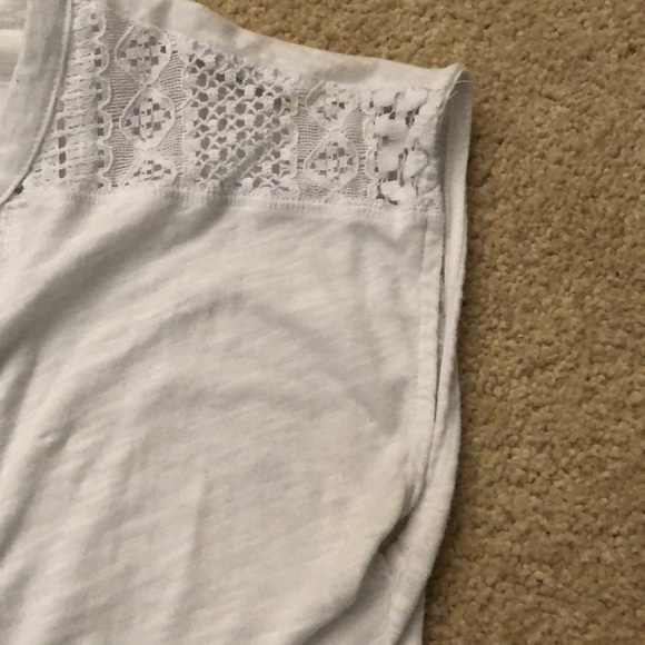 Removing Soon!: Cute White Lace Top! - Picture 5 of 8